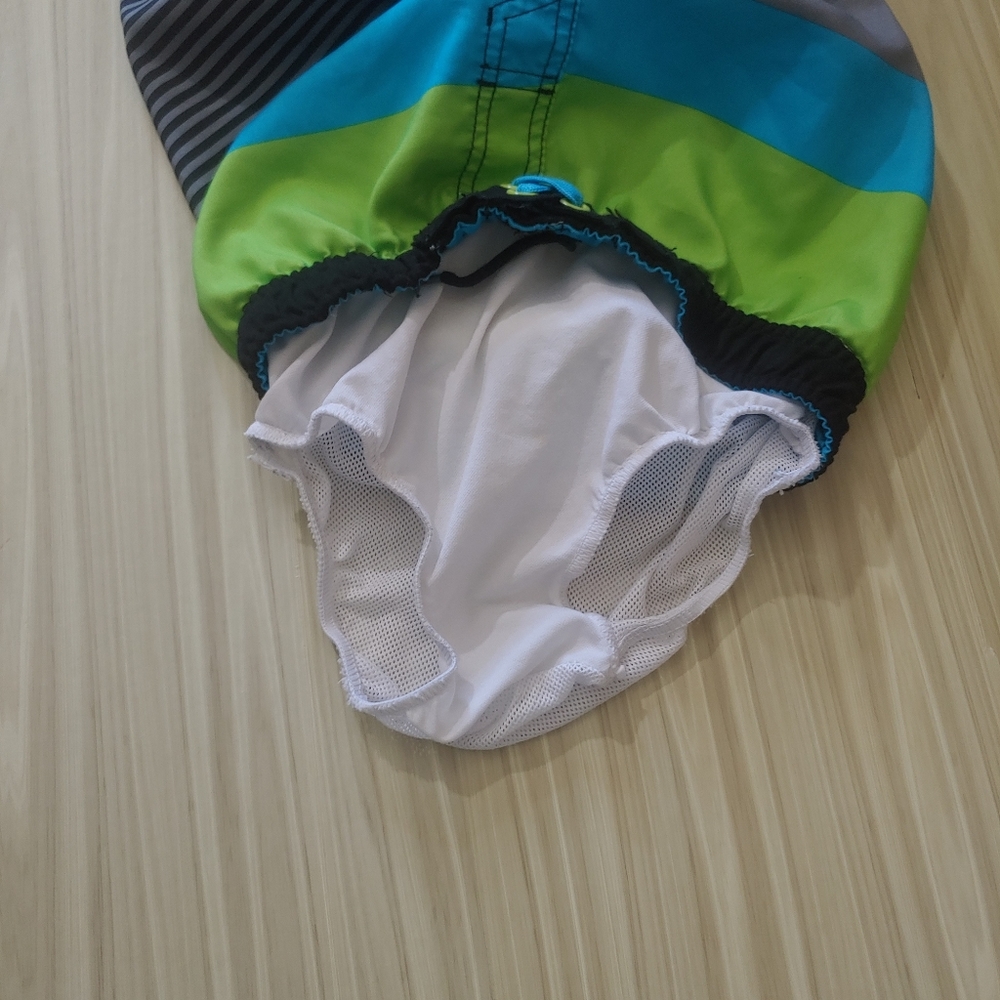 Cherokee Swimming Trunks - Picture 5 of 7